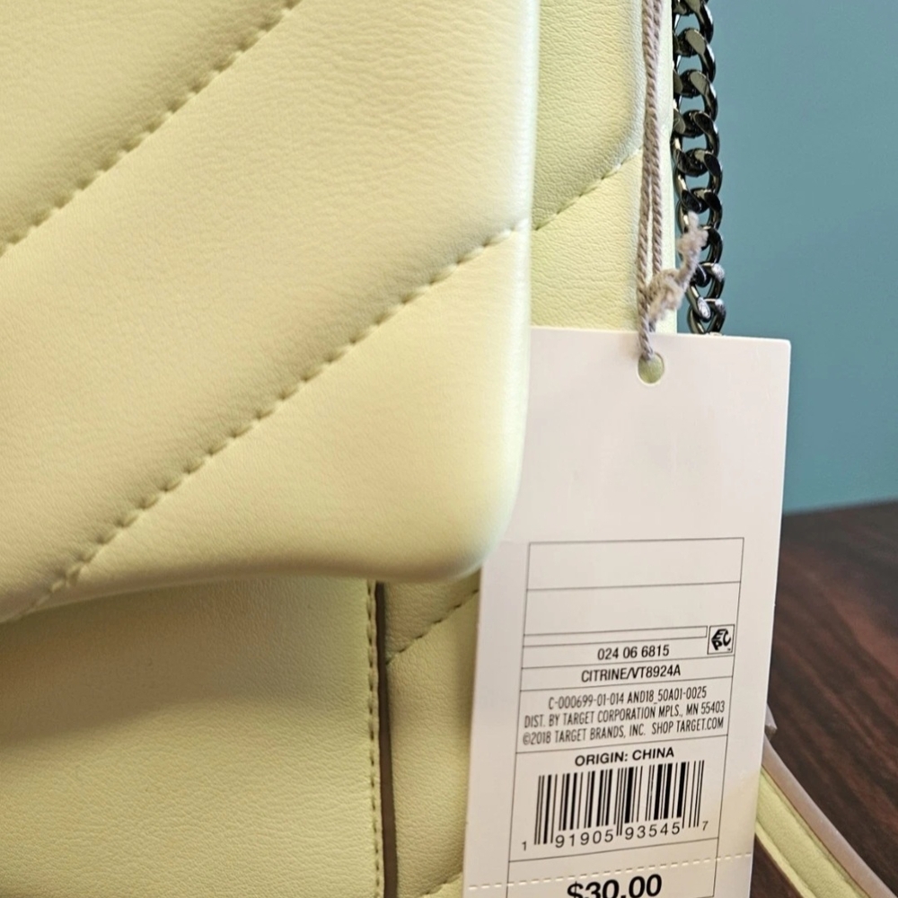 "A New Day" Quilted Crossbody NWT - Picture 6 of 9